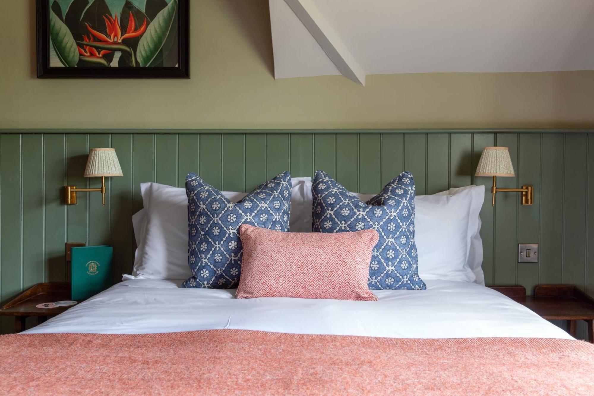 The Carnarvon Arms 4* Newbury (Berkshire)